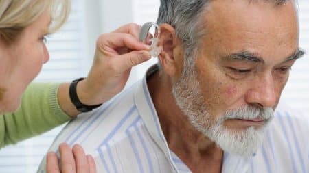 10 اشتباه رایج در رابطه با استفاده از سمعک