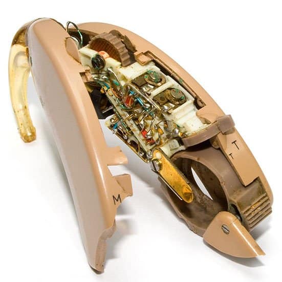 عوامل موثر بر خرابی سمعک