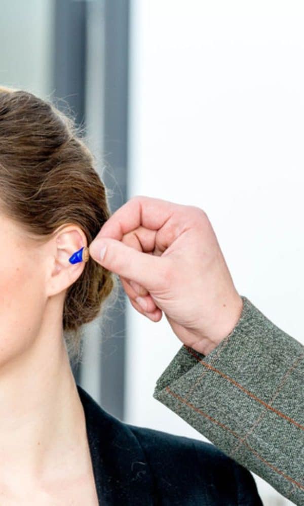 راهنمای جامع خرید سمعک نامرئی